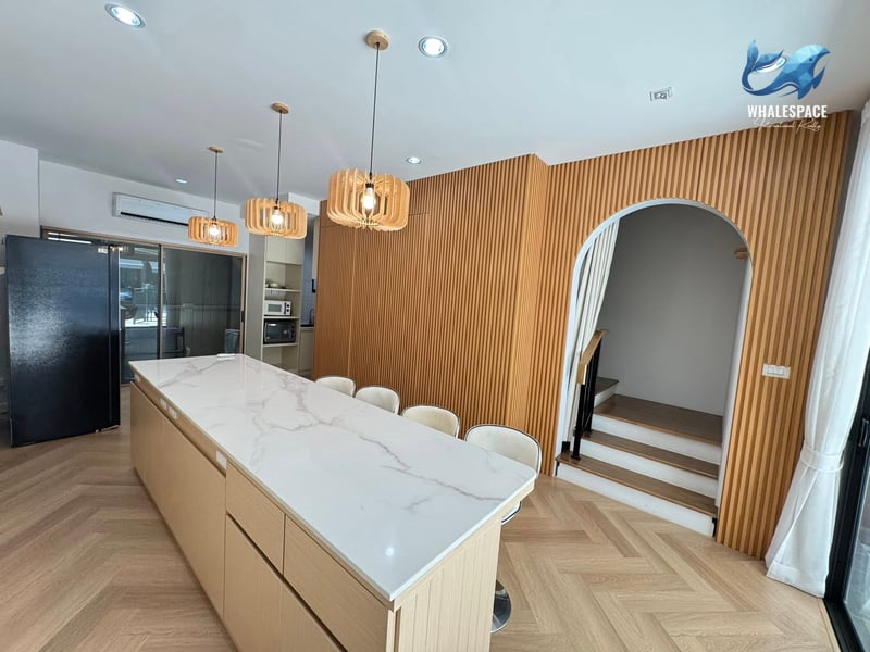 Baan Klang Muang Rama 9-Krungthepkreetha — Fully Furnished Townhome | Prime Rama 9 photo 3