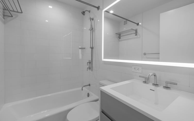 South Park Tower 124 West 60 Street #17f, Manhattan, NY 10023 5