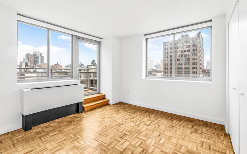 360 West 43 Street #n8h, Manhattan, NY 10036