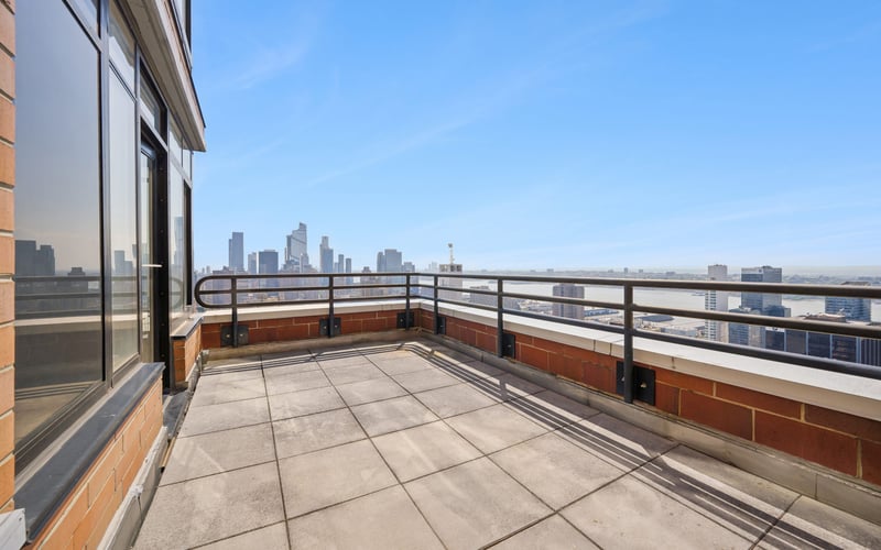 One Columbus Place 1 Columbus Place #n-43c, Manhattan, NY 10019 5