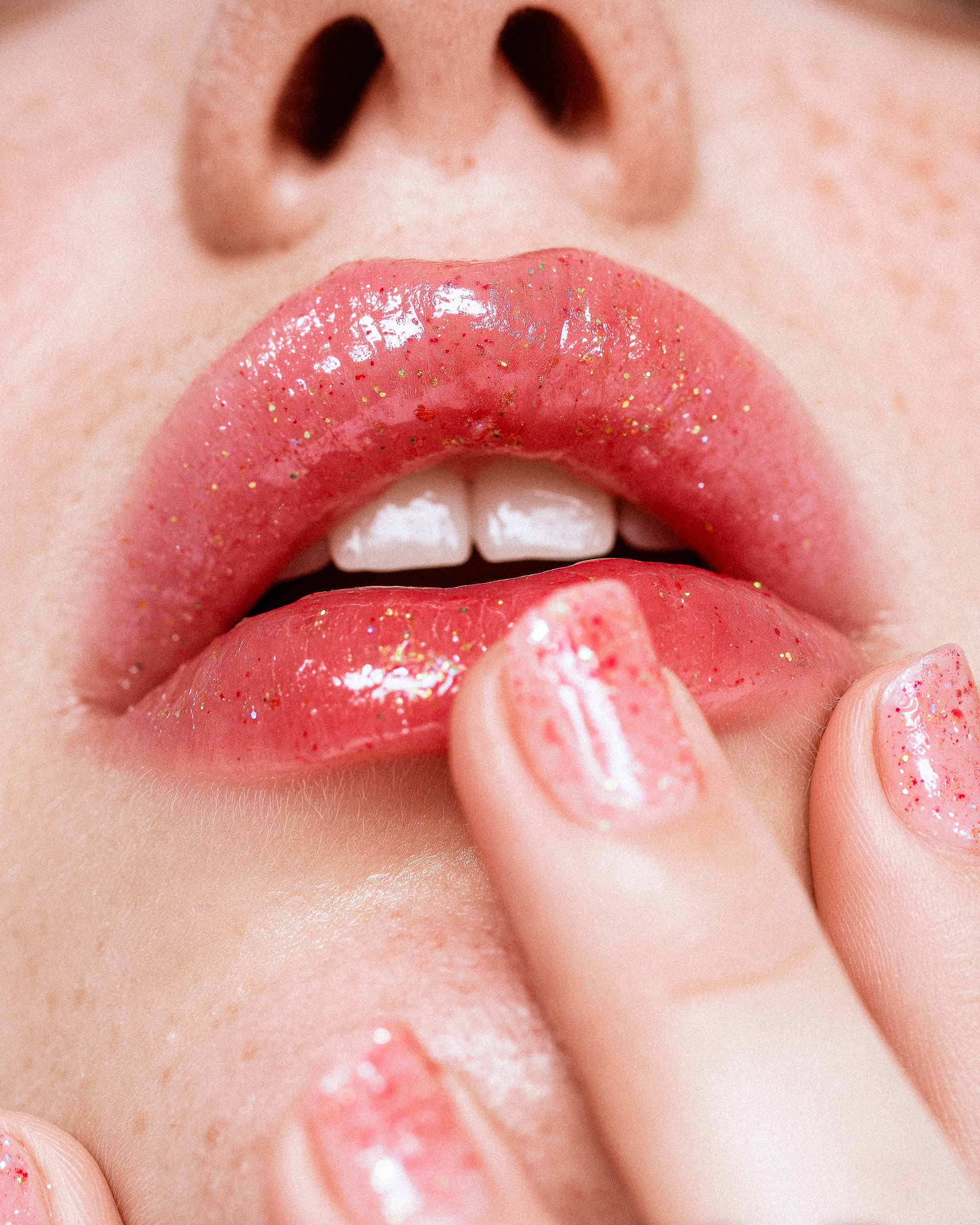 Pink lips glossy sparkle