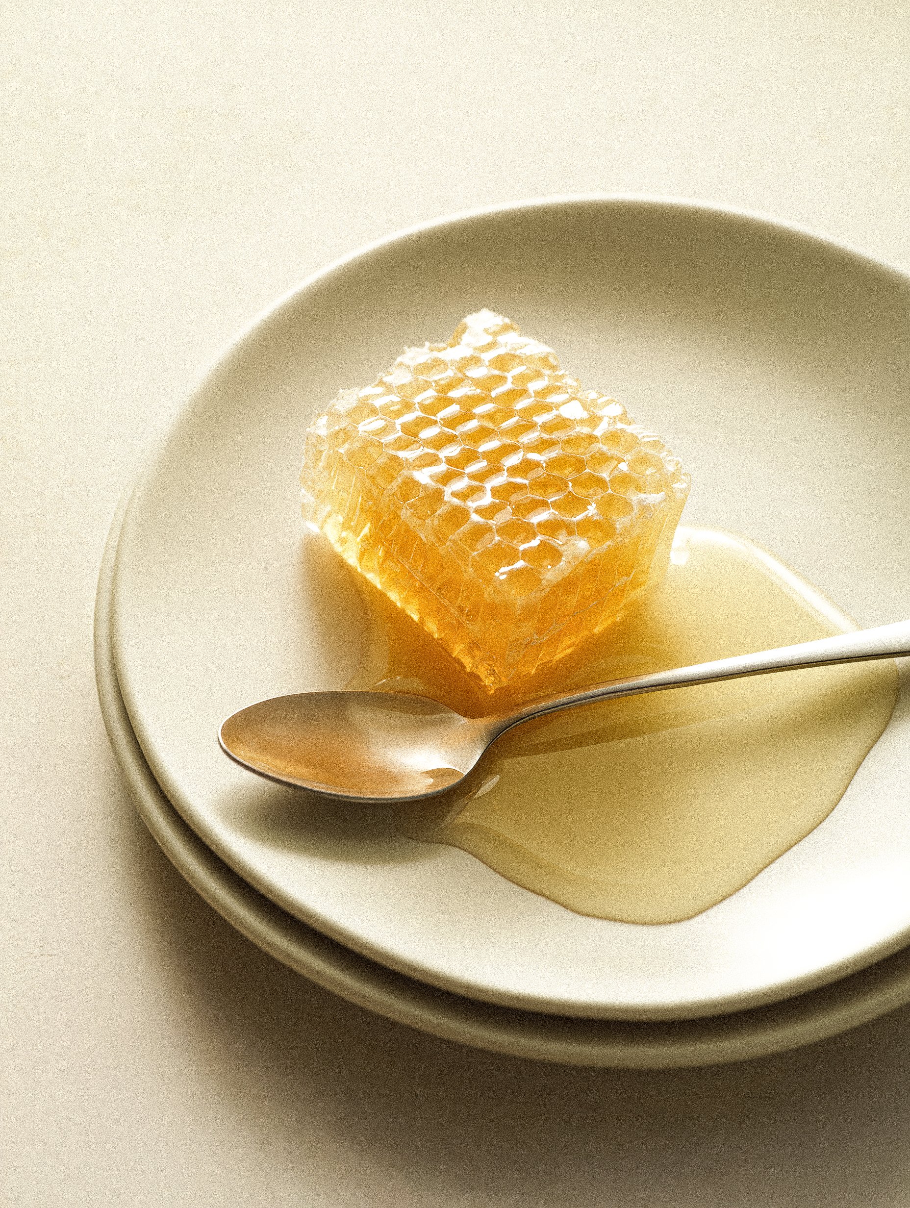 Honeycomb With Spoon