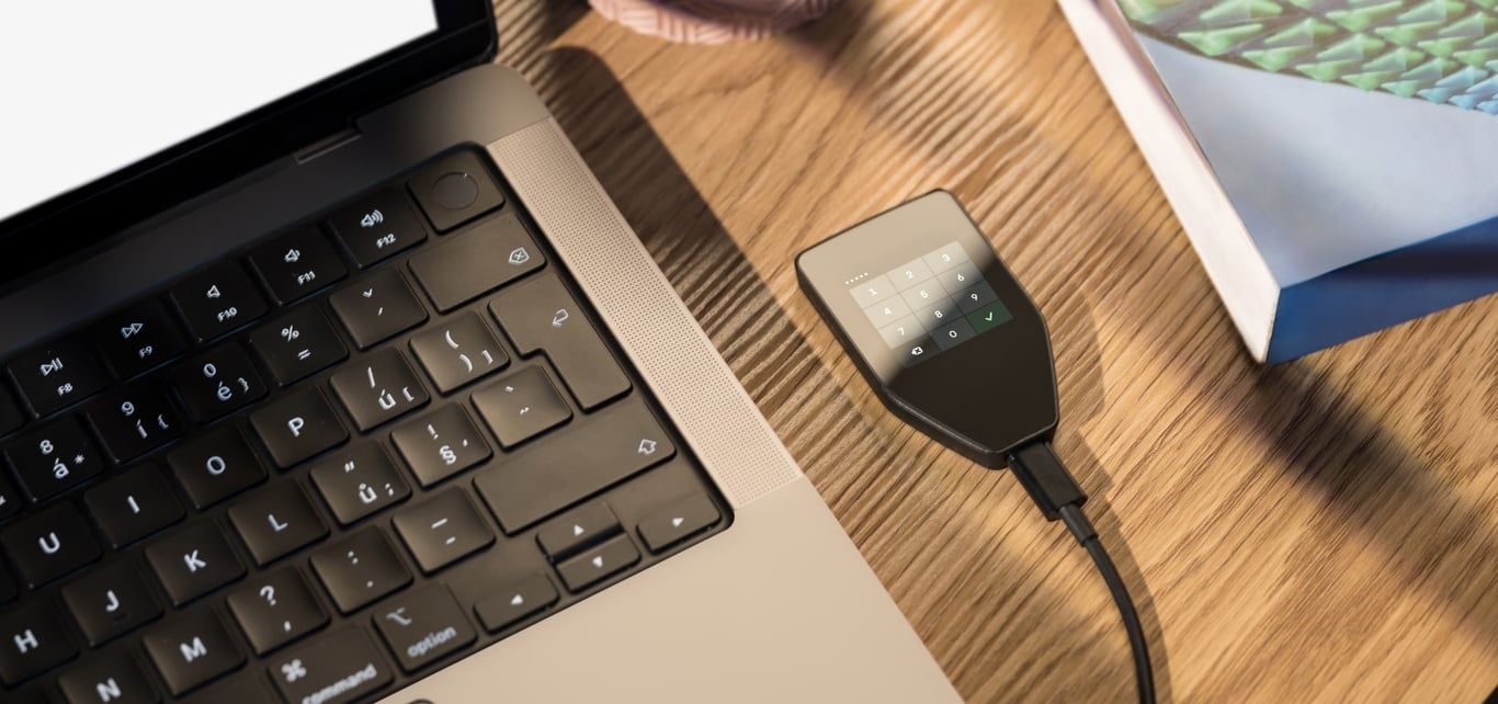 Trezor Safe 5 - Black Graphite