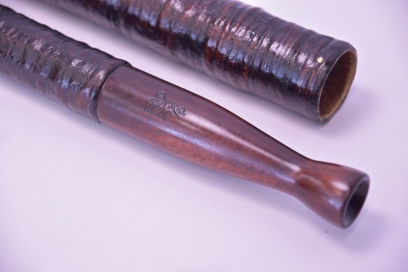 Trombita malá, dĺžka: cca 160cm, počet častí: 2/2 4