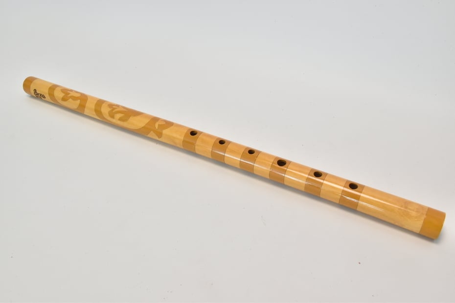 Píšťalka šesťdierková “E”, dĺžka: 50-54cm, vŕtanie: Ø15, zdobenie: Ornamentový lesk 2