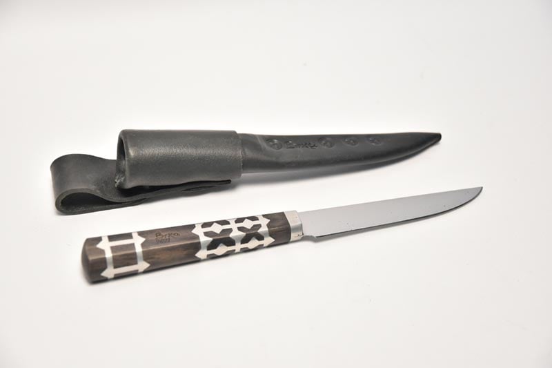 Tradičný nôž veľký, dĺžka čepele: 16cm, farba: čierna + kožené puzdro 3