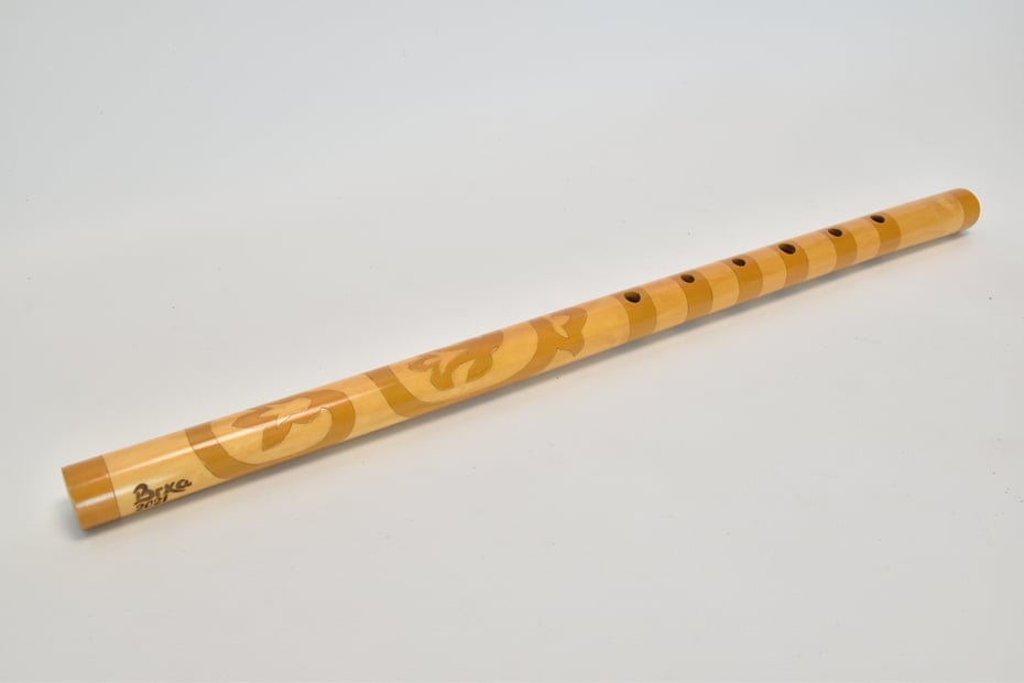 Píšťalka šesťdierková “E”, dĺžka: 50-54cm, vŕtanie: Ø15, zdobenie: Ornamentový lesk 3