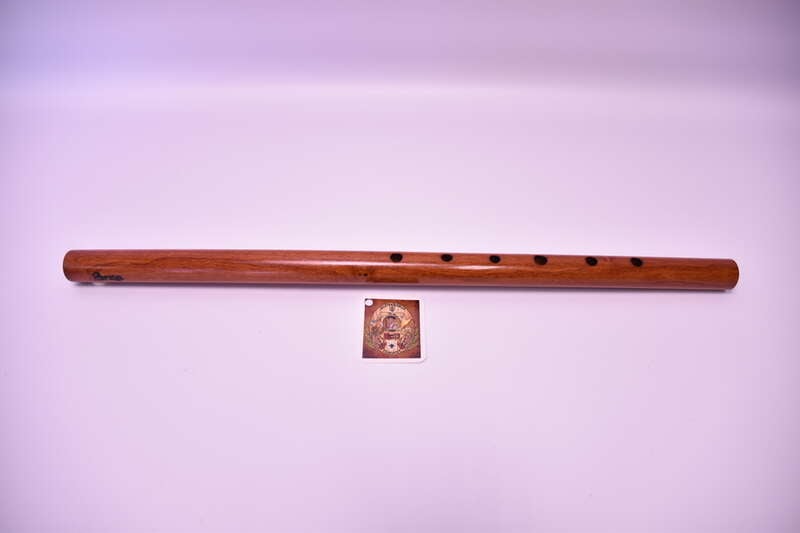 Píšťalka šesťdierková "C", dĺžka: 30-33cm, vŕtanie: Ø12, zdobenie: Orechový lesk