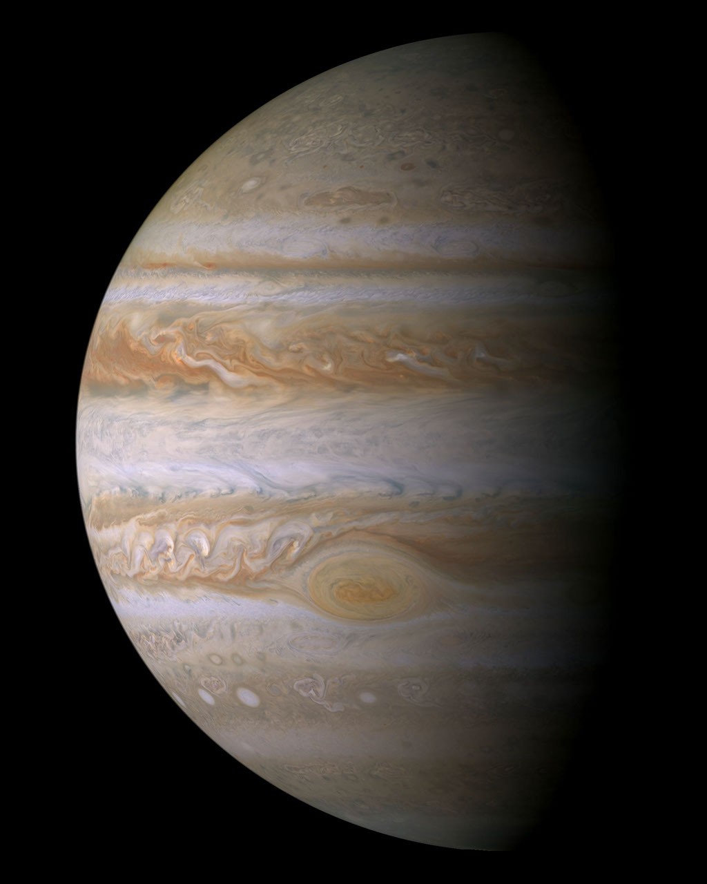 Oblačné pásy Jupiteru a Velká rudá skvrna na snímcích Cassini.