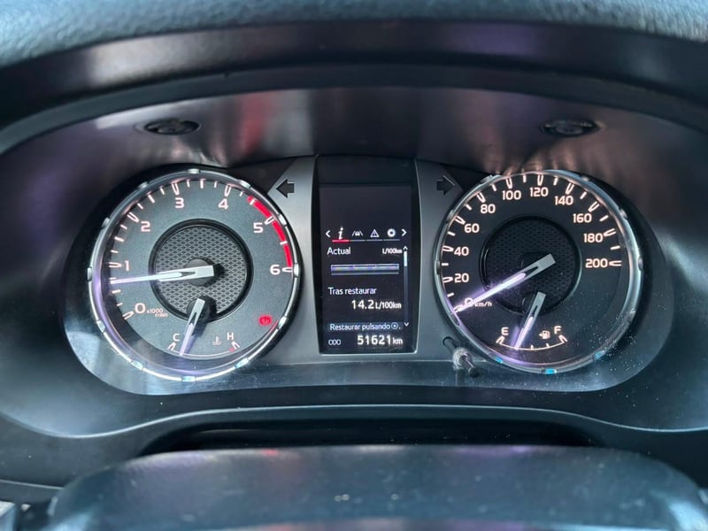 Toyota HILUX 4X2 2021 - Imagen 14 de 15