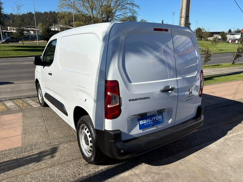 Peugeot PARTNER BLUEHDI 2024 - Imagen 7 de 15