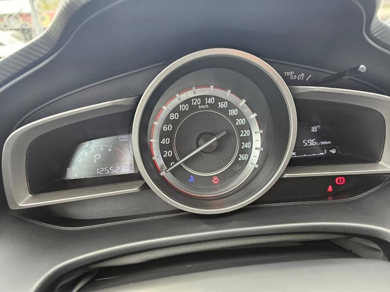 Mazda NEW 3 1.6 2016 - Imagen 16 de 16