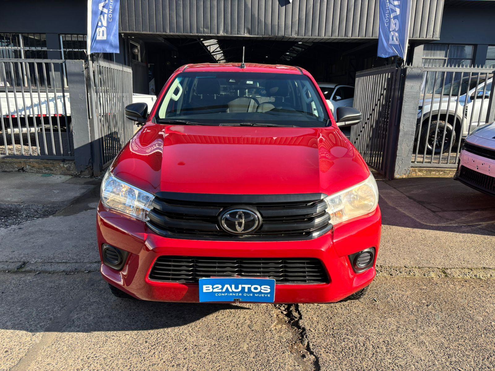 Toyota HILUX 2023 - Foto 3 de 12