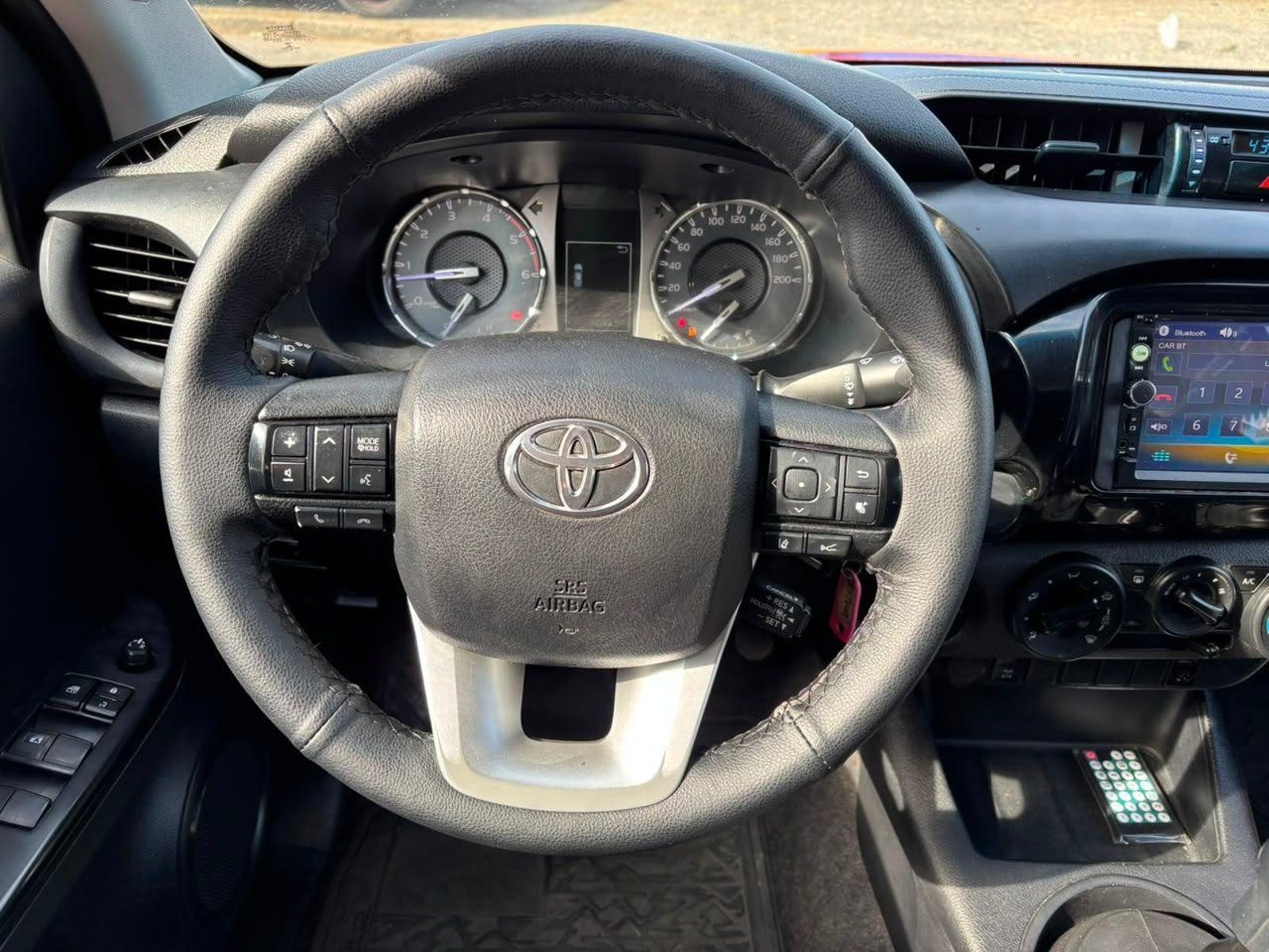 Toyota HILUX 2021 - Imagen 11 de 15