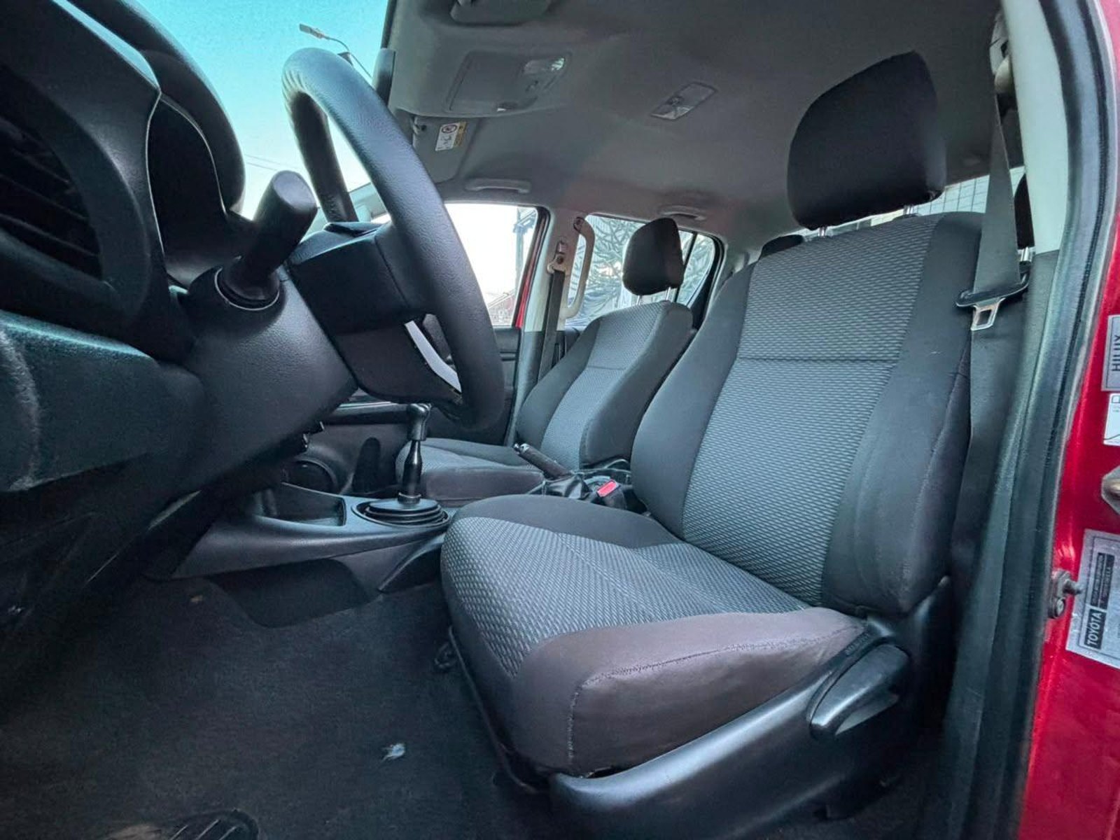 Toyota HILUX 2022 - Imagen 8 de 12