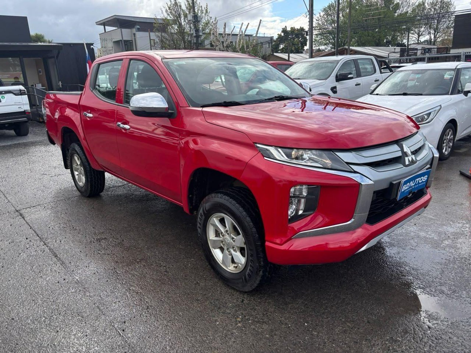 Mitsubishi L200 KATANA CRT 4X4 2023 - Foto 2 de 17