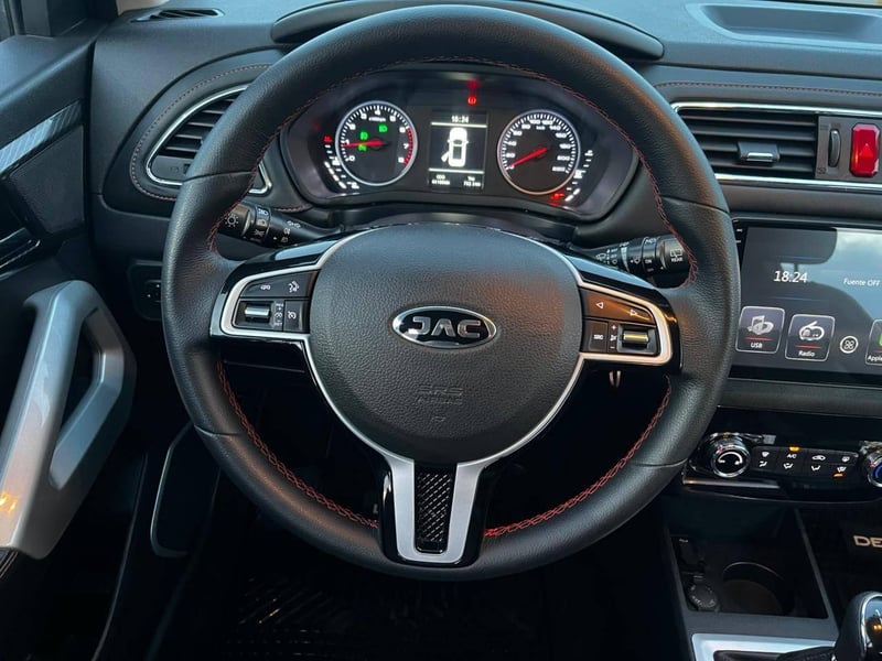 JAC JS2 LUXURY HB 2023 - Imagen 10 de 14