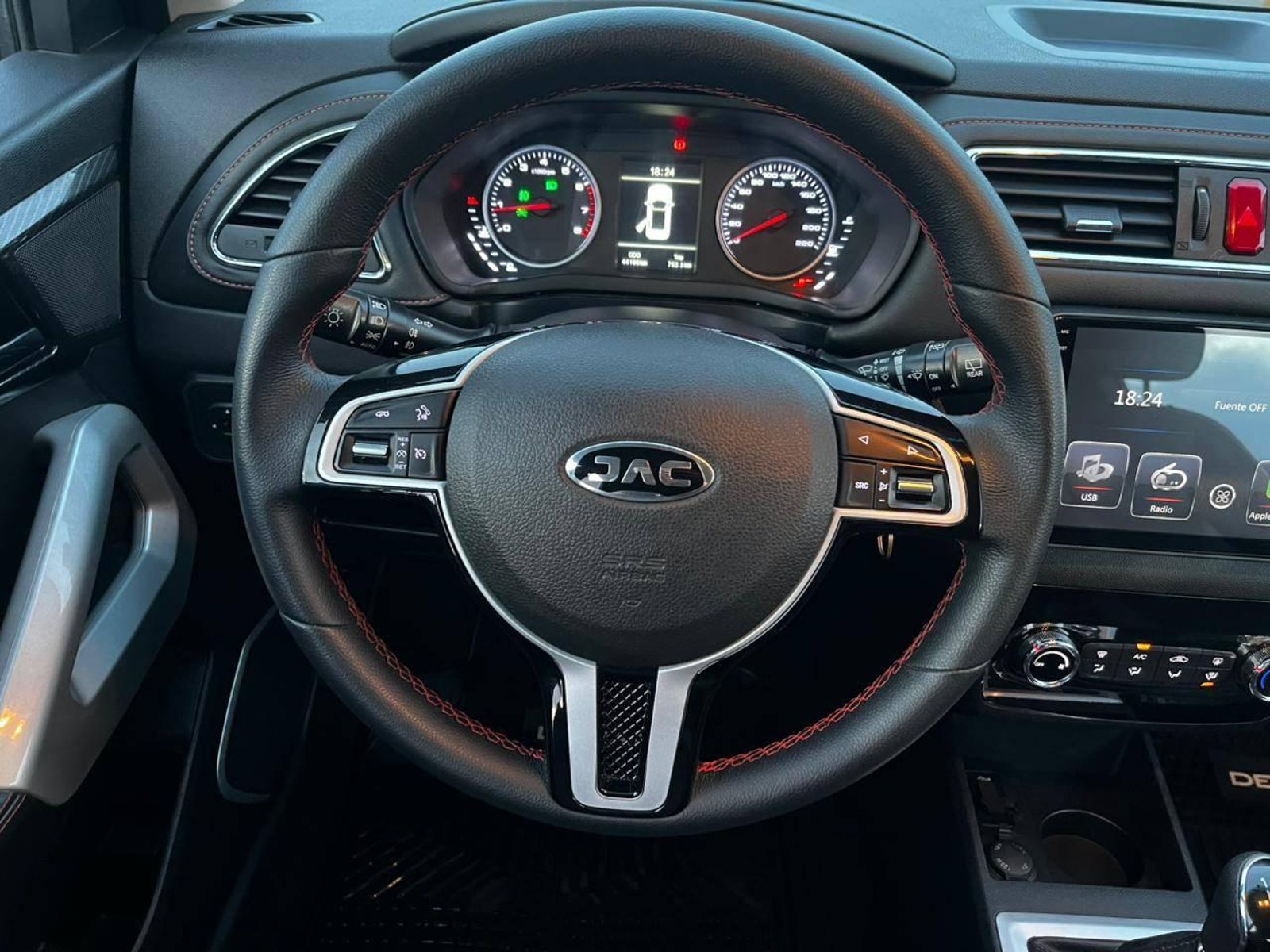 JAC JS2 LUXURY HB 2023 - Imagen 10 de 14