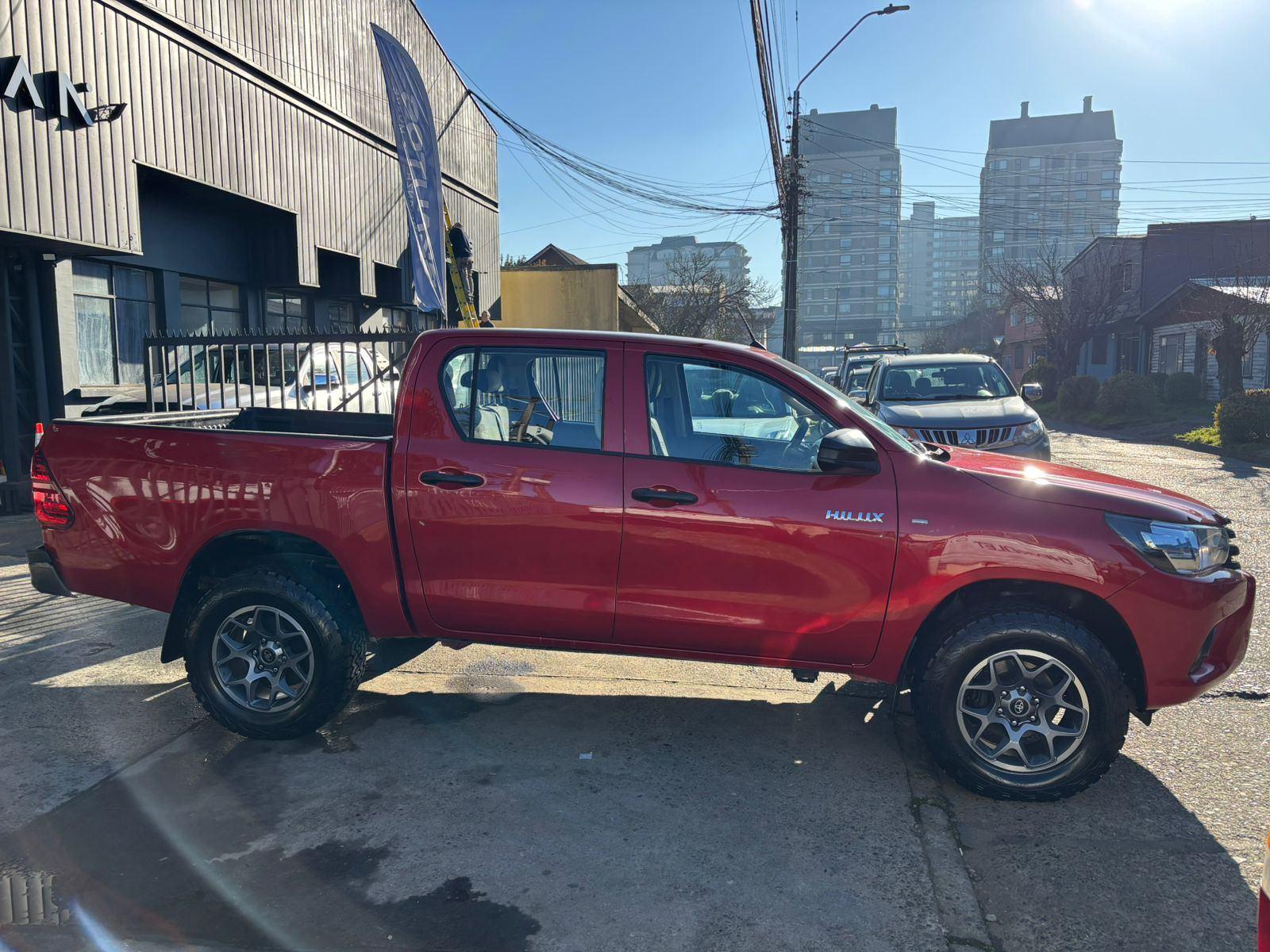 Toyota HILUX 2023 - Imagen 6 de 12