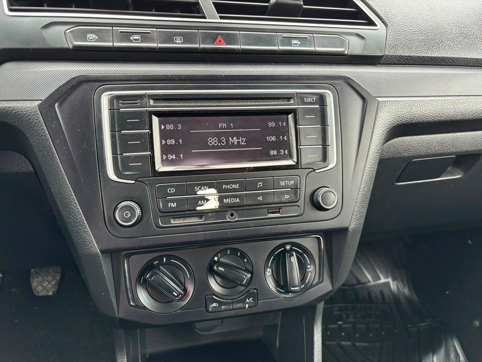 Volkswagen VOYAGE 2021 - Imagen 8 de 14