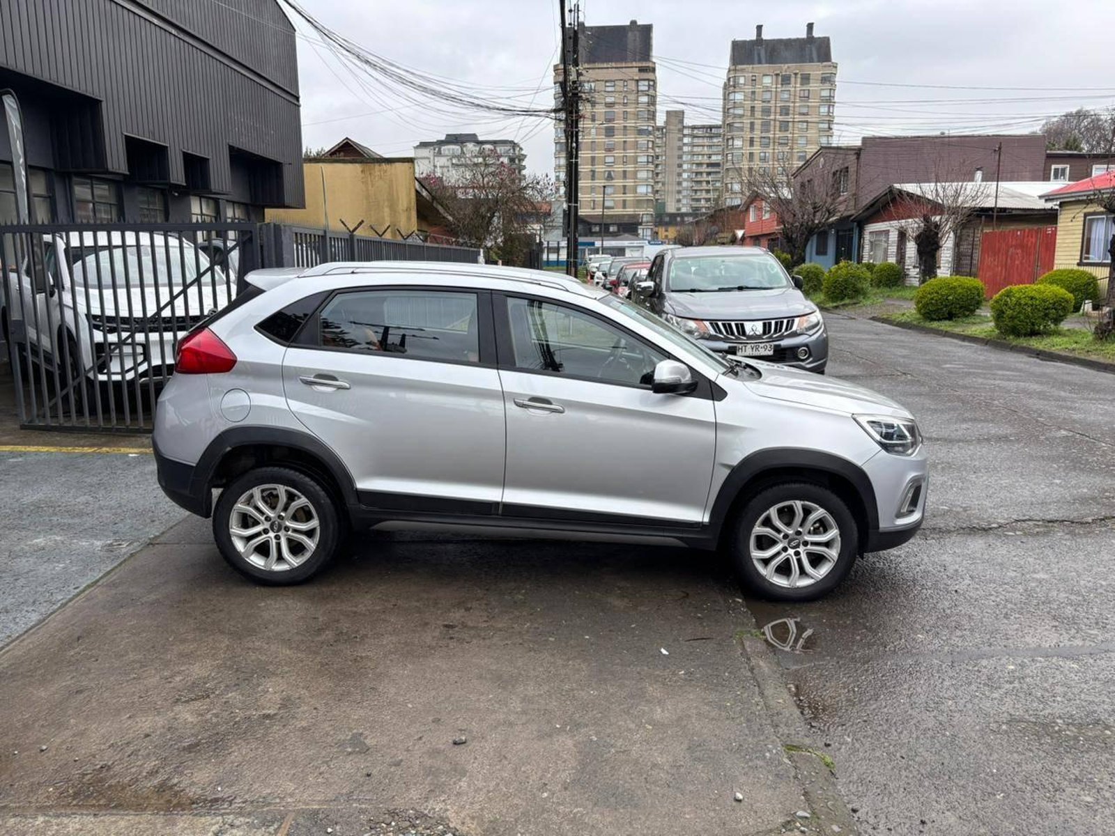 Chery TIGGO 2 GL 2022 - Foto 3 de 15