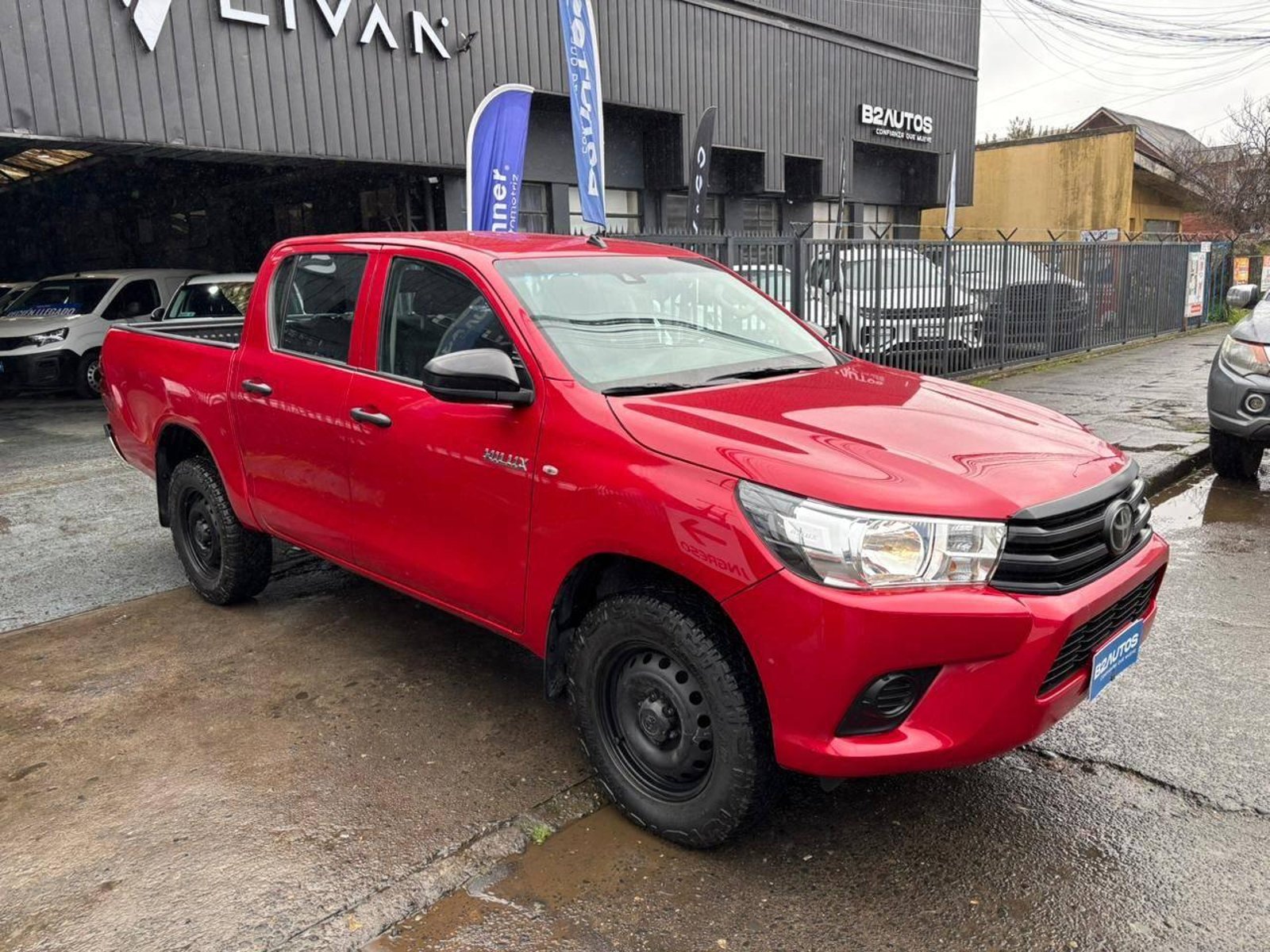 Toyota HILUX 2023 - Foto 2 de 6