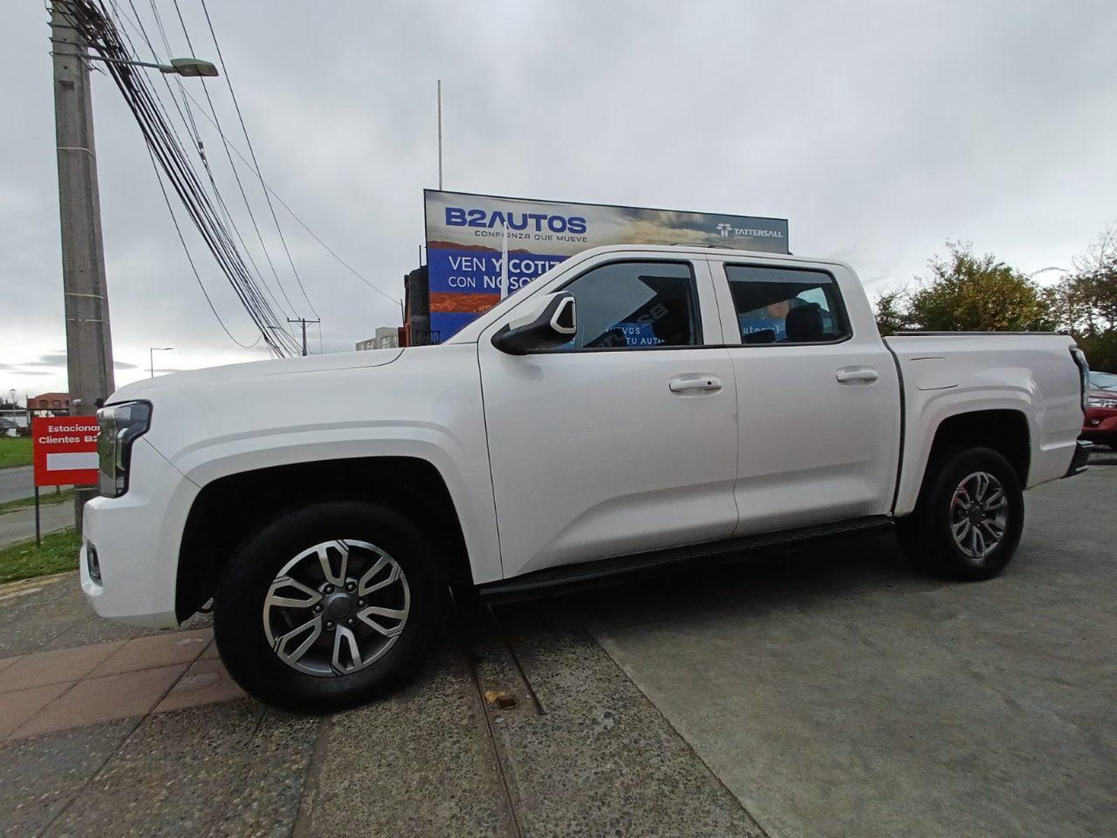 JMC GRAND AVENUE 4X4 2.3 2024 - Foto 3 de 13