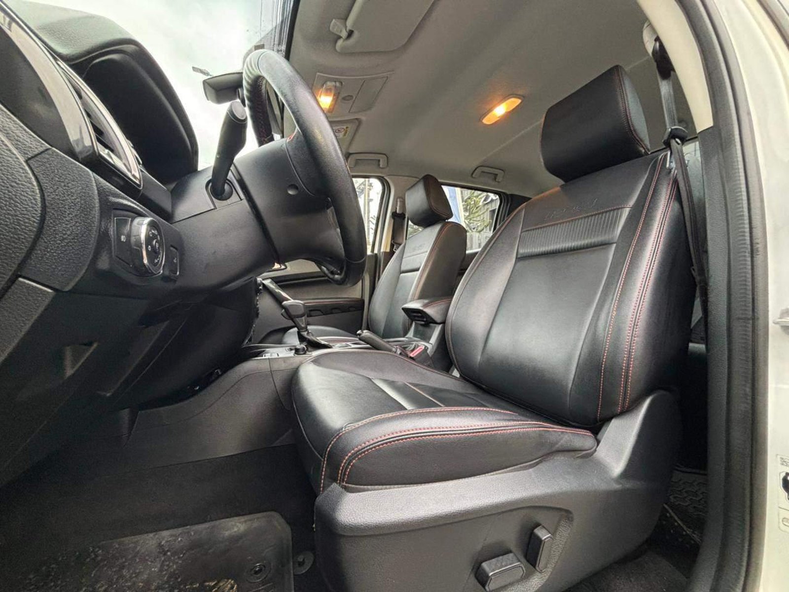 Ford RANGER 2023 - Imagen 13 de 17