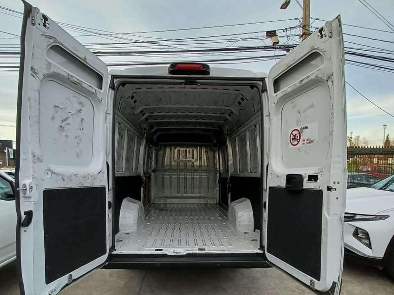 Peugeot BOXER L4H2 2024 - Imagen 8 de 11
