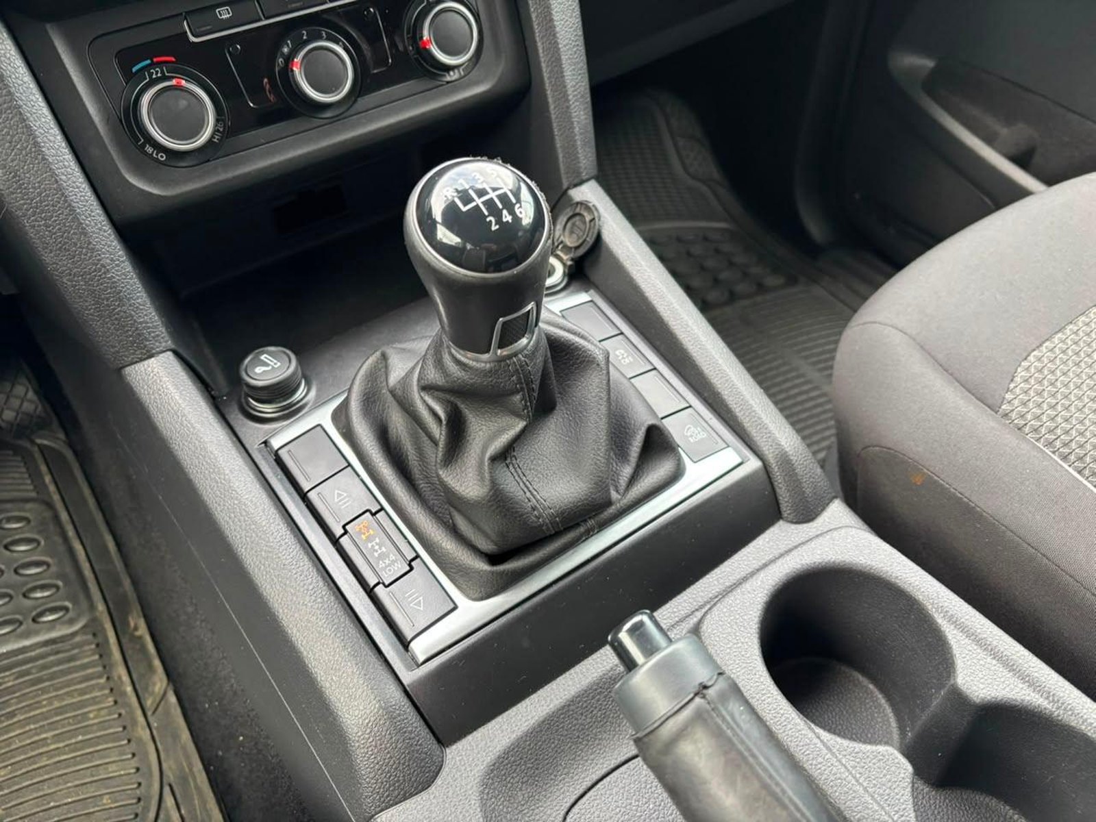 Volkswagen AMAROK TRENDLINE 2021 - Imagen 9 de 14