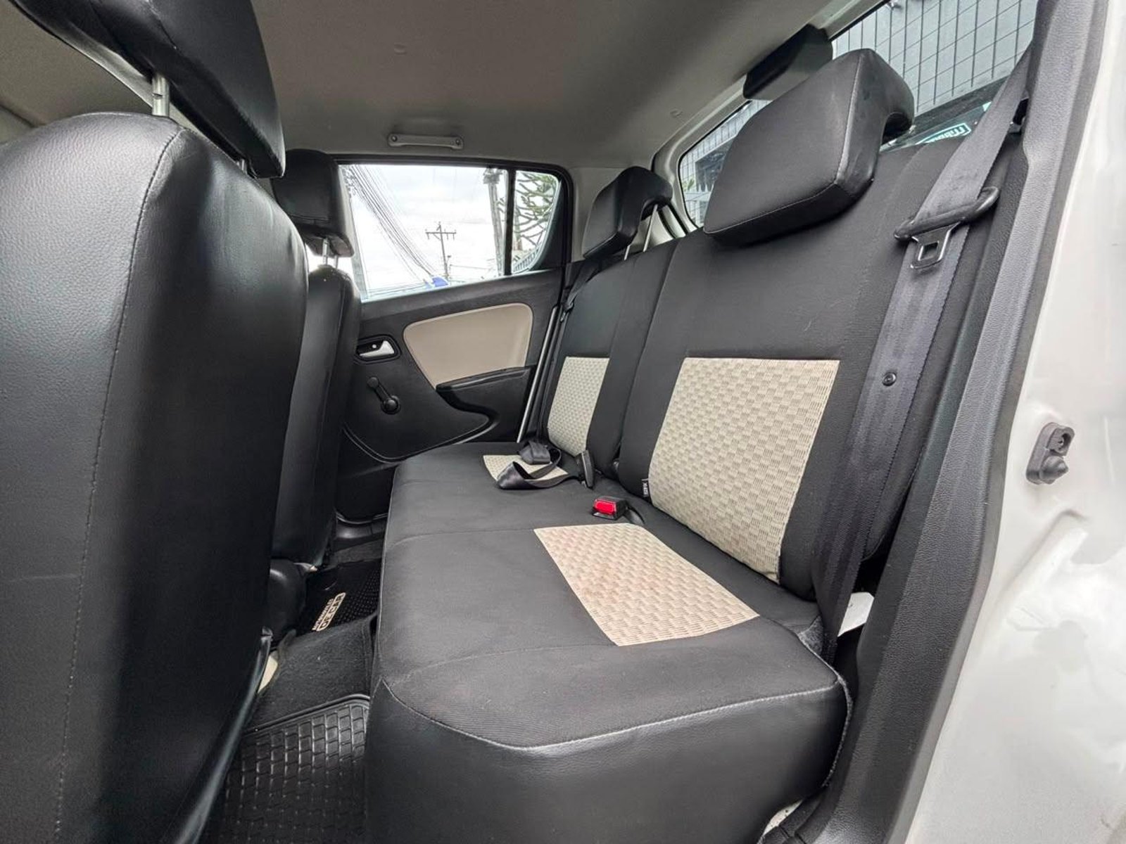 Suzuki ALTO 2022 - Imagen 13 de 15