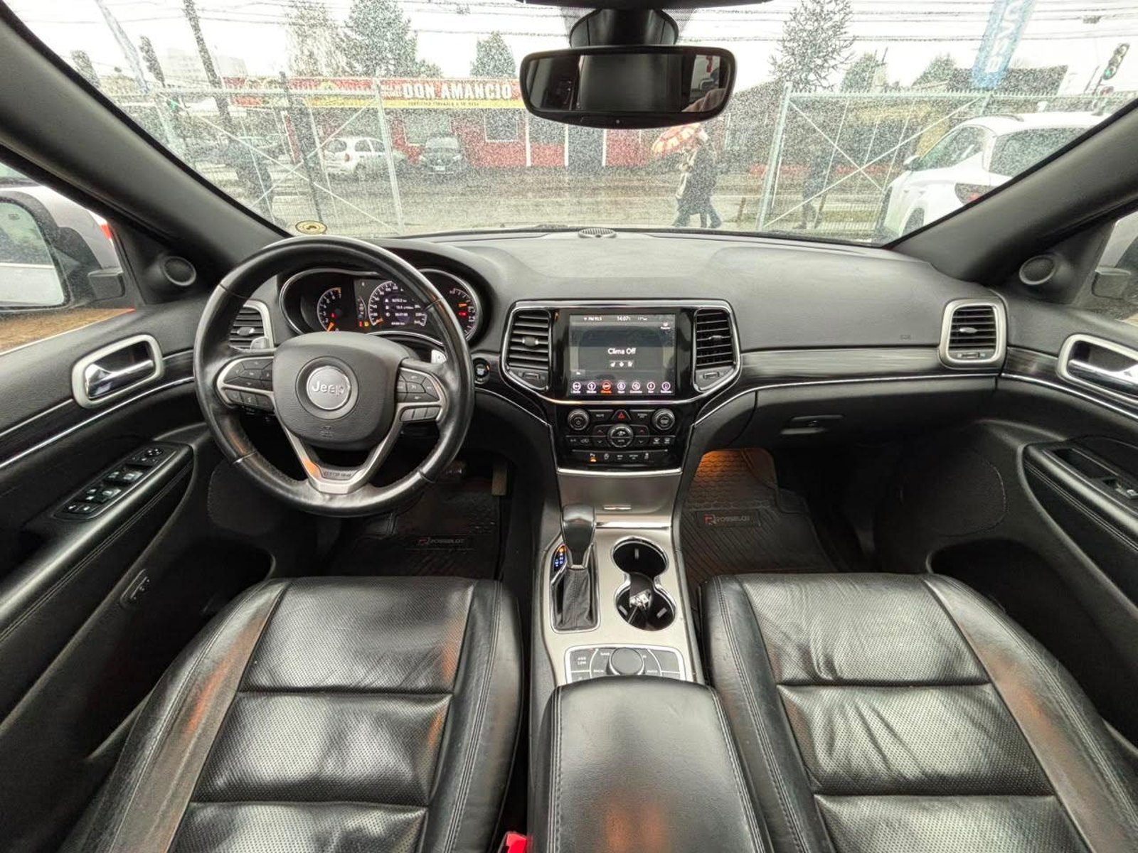 Jeep GRAND CHEROKEE LTD 2020 - Imagen 13 de 16