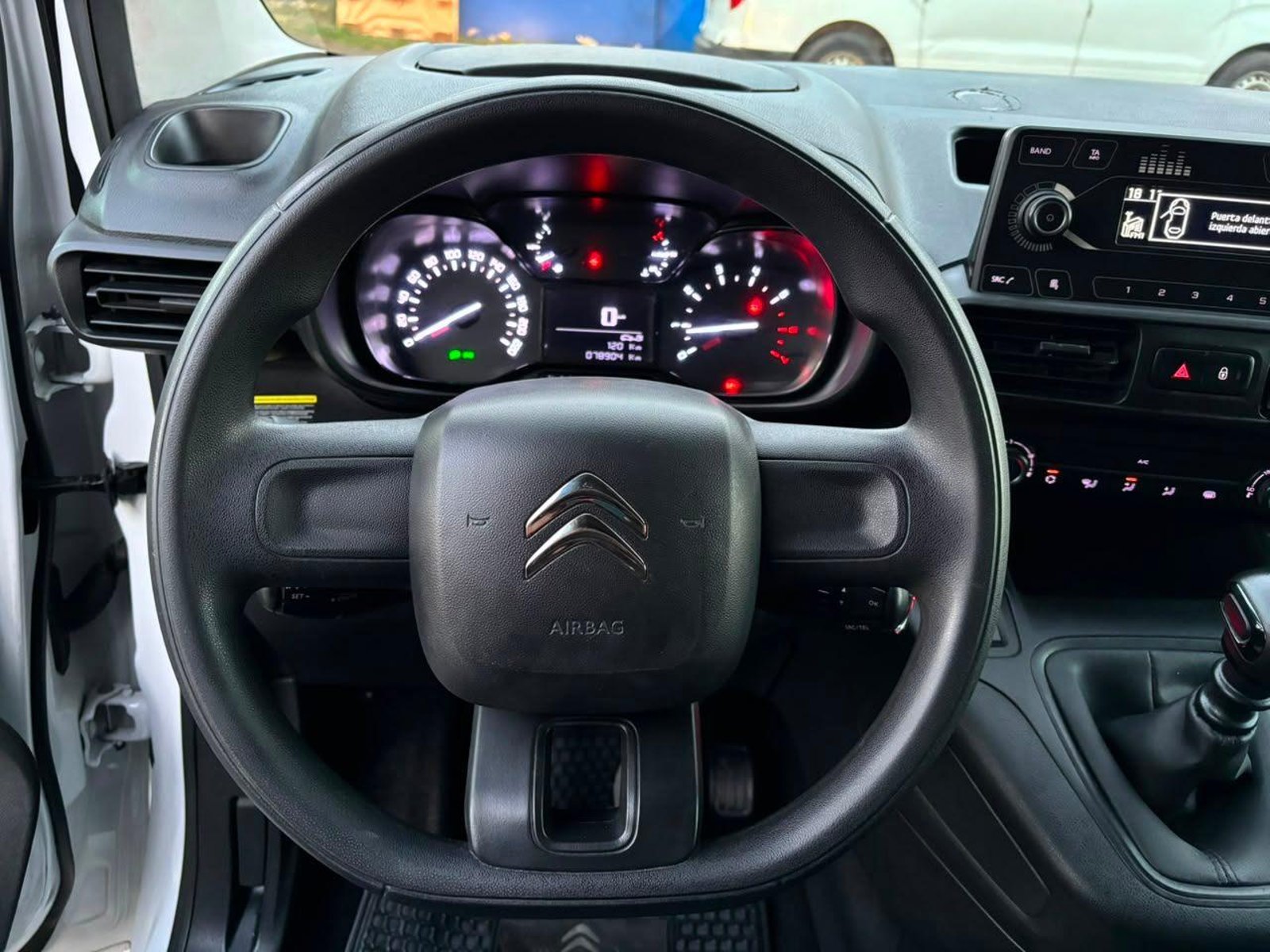 Citroën BERLINGO 2024 - Imagen 10 de 17