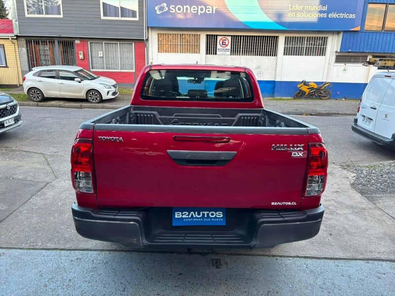 Toyota HILUX 4X2 2021 - Imagen 5 de 15