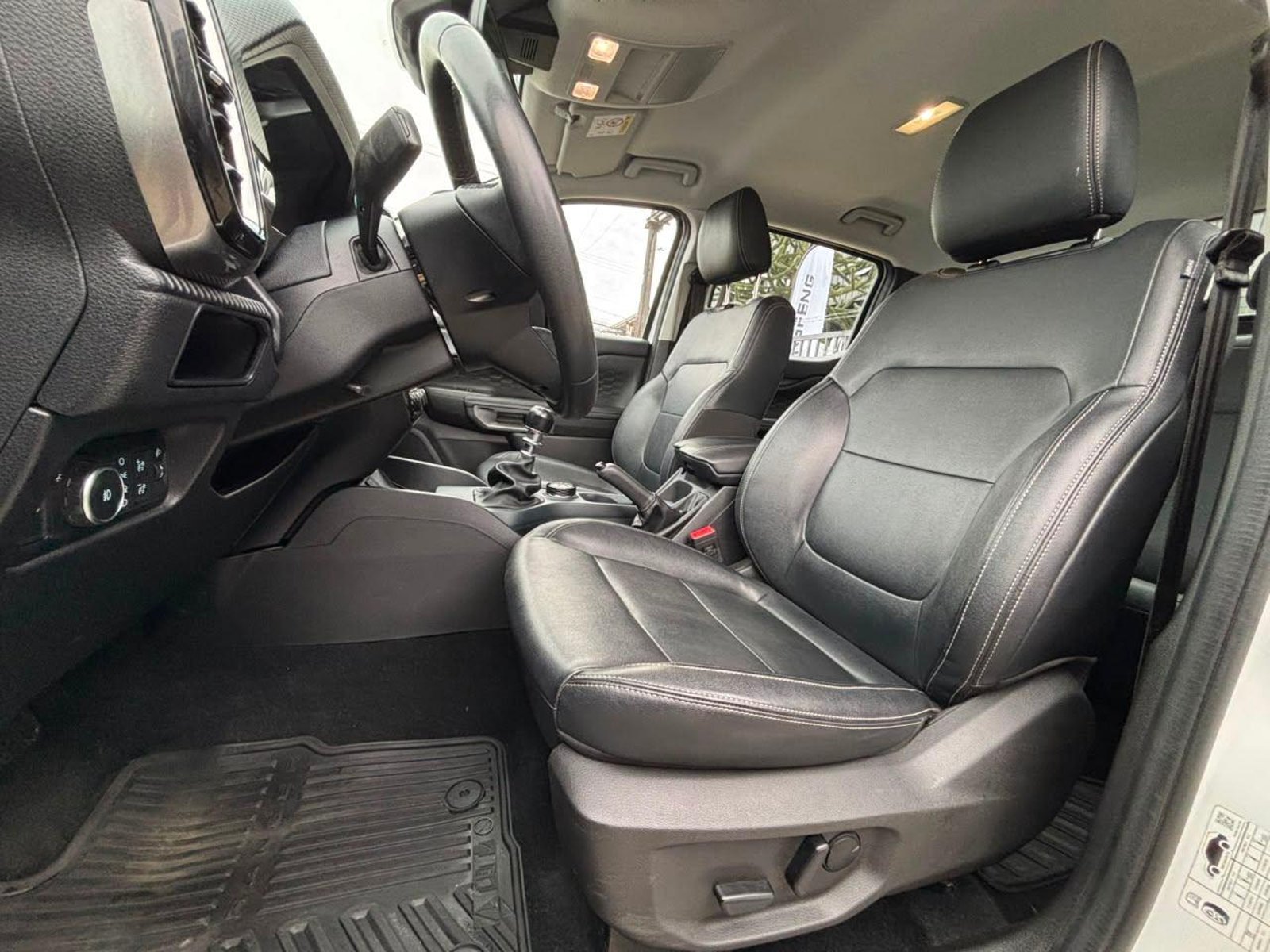 Ford RANGER XLT 4X4 2024 - Imagen 12 de 16