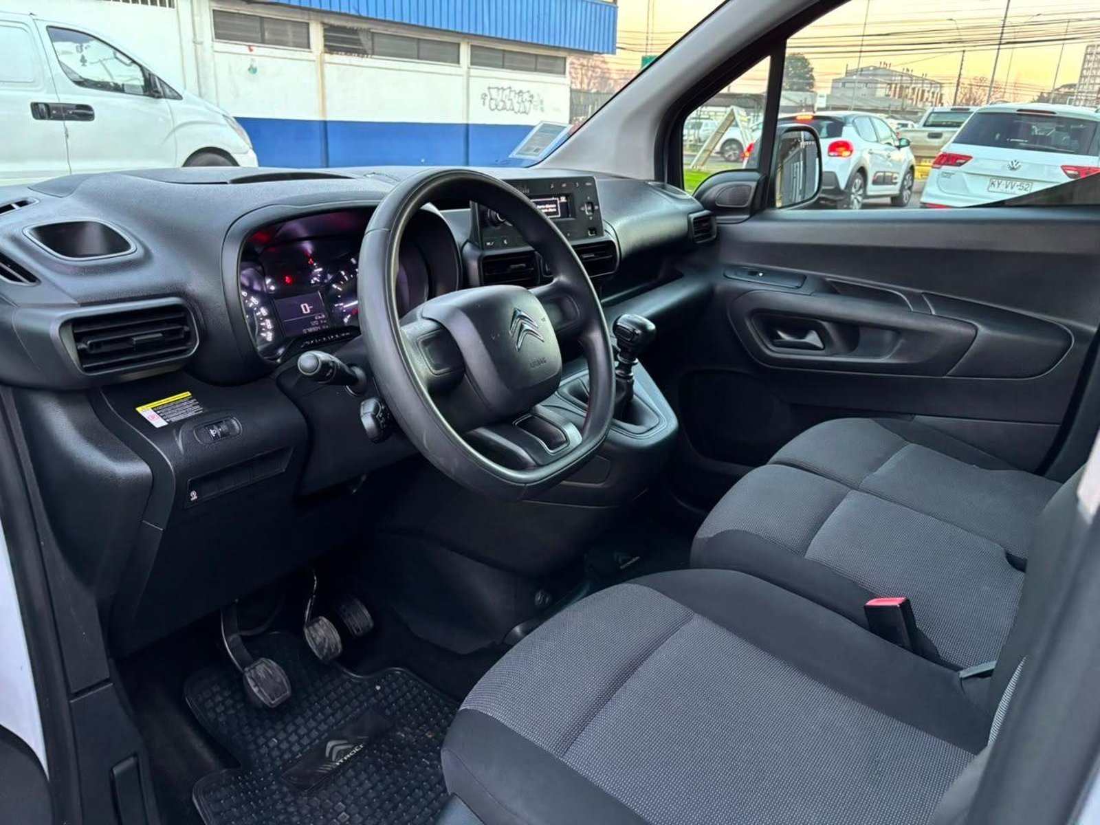 Citroën BERLINGO 2024 - Imagen 9 de 17