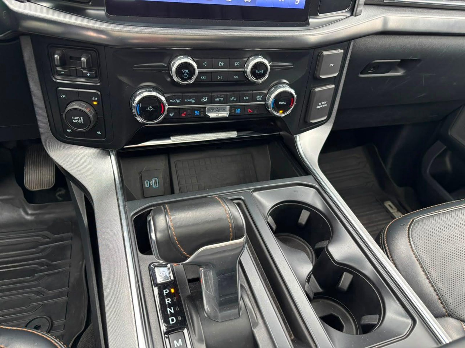 Ford F150 PLATINIUM 2023 - Imagen 18 de 19
