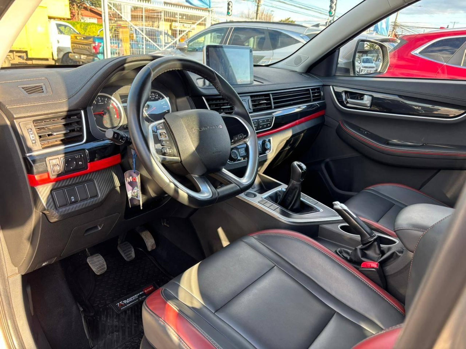 Dongfeng T5 LUXURY 2024 - Imagen 11 de 17