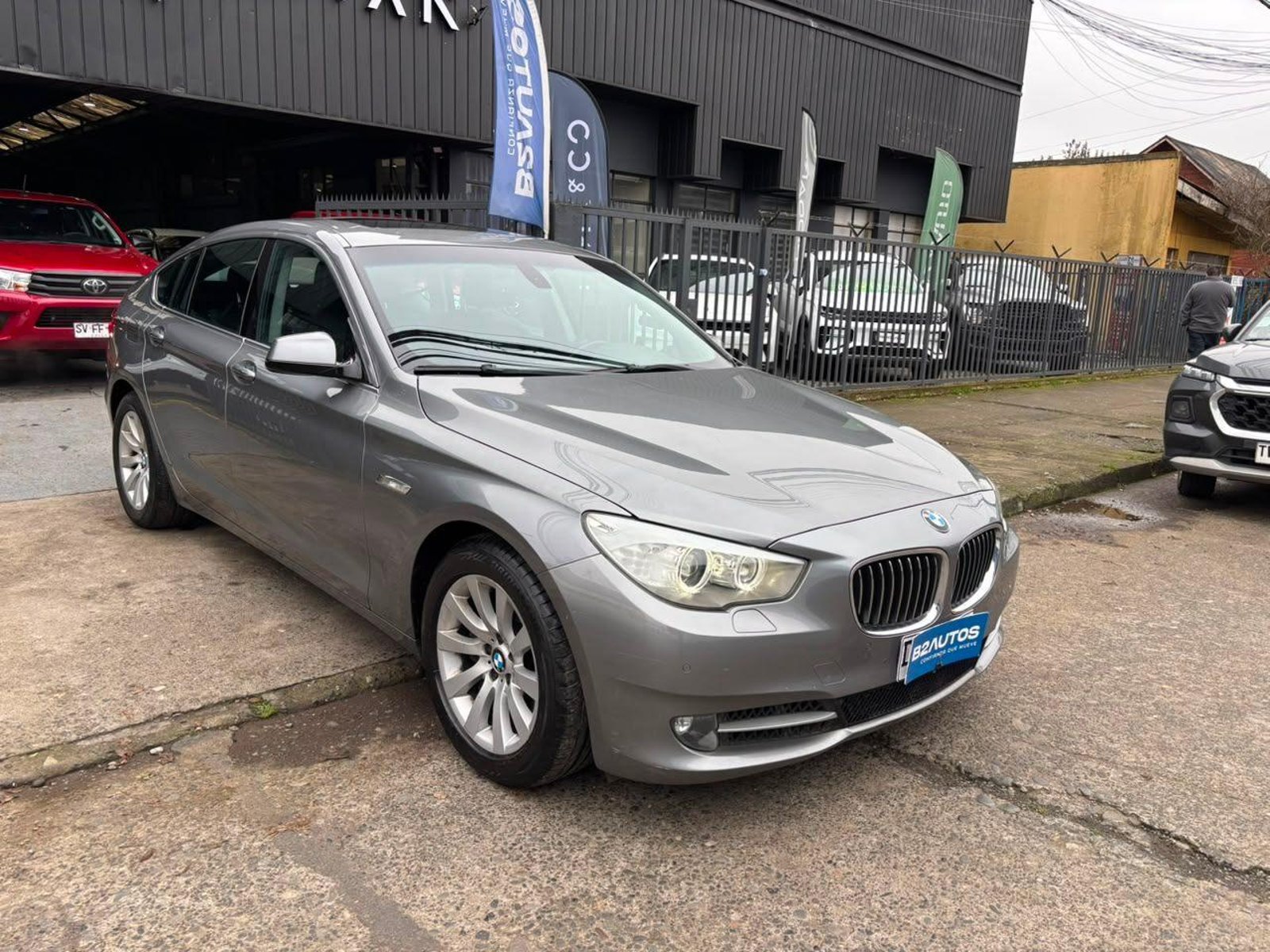 BMW 535I GT 2012 - Foto 2 de 16