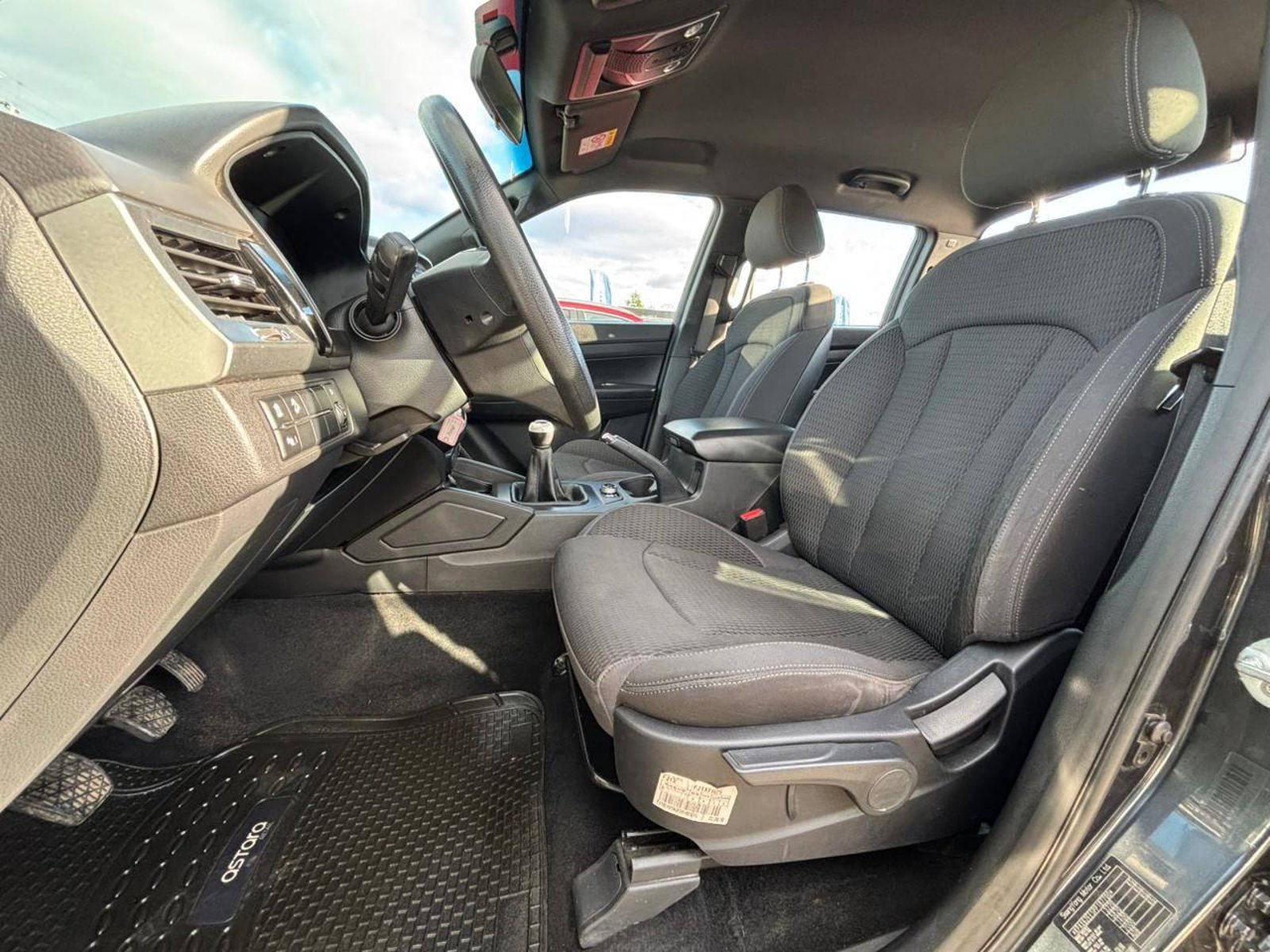 SsangYong GRAND MUSSO 2024 - Imagen 9 de 16