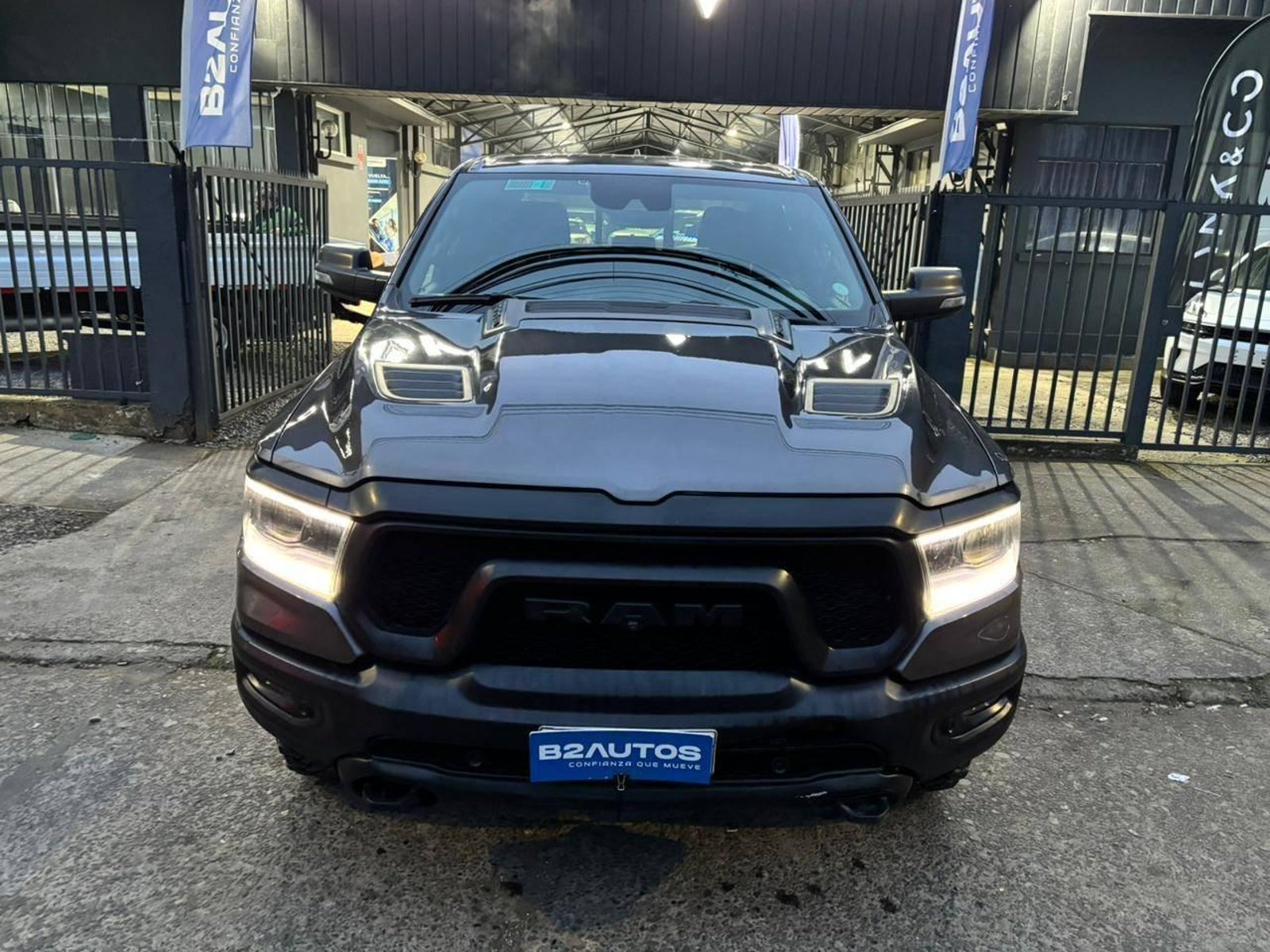 RAM 1500 REBEL CREW 2024 - Foto 3 de 13