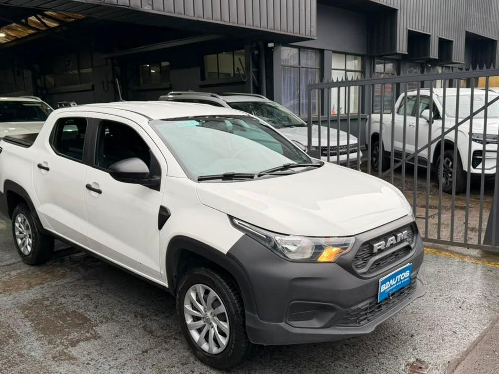 RAM 700 SLT CD 2024 - Foto 4 de 12