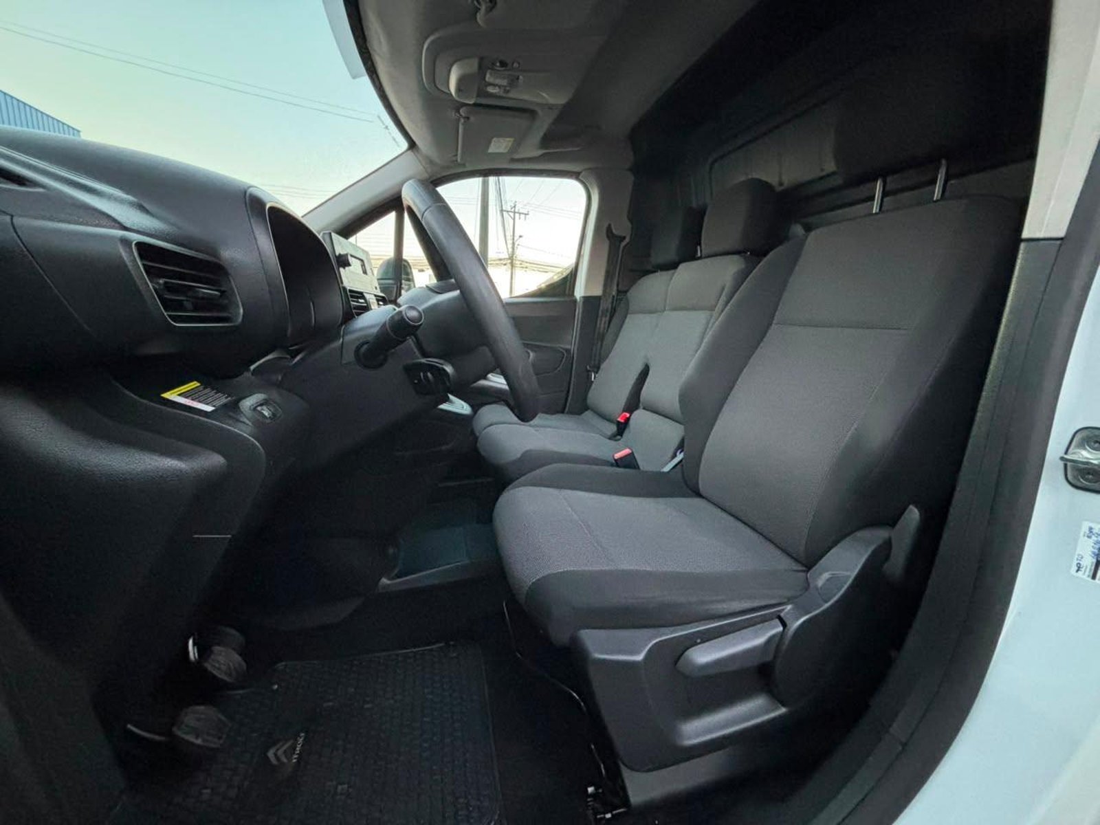 Citroën BERLINGO 2024 - Imagen 12 de 17