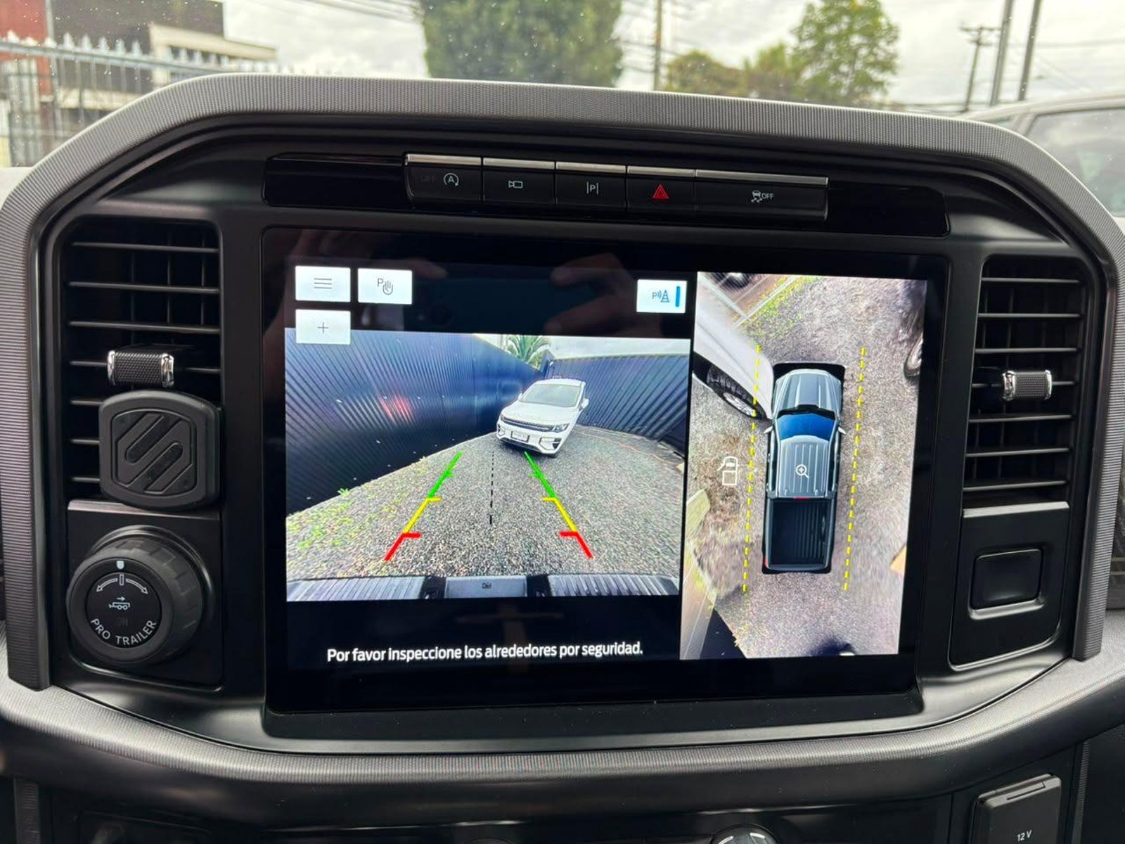 Ford F150 PLATINIUM 2023 - Imagen 14 de 19