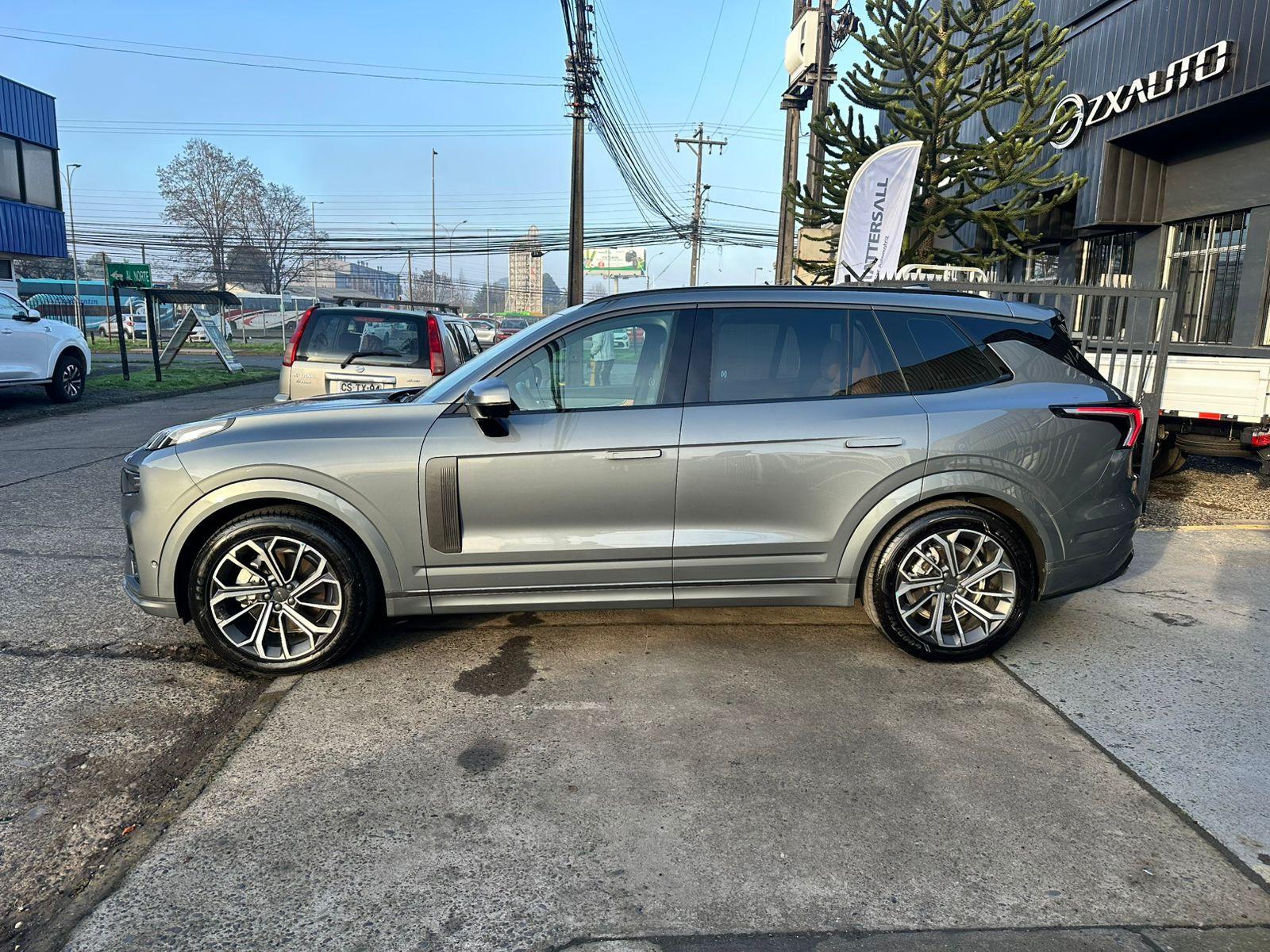 Lynk & Co 09 4X4 2025 - Imagen 7 de 20