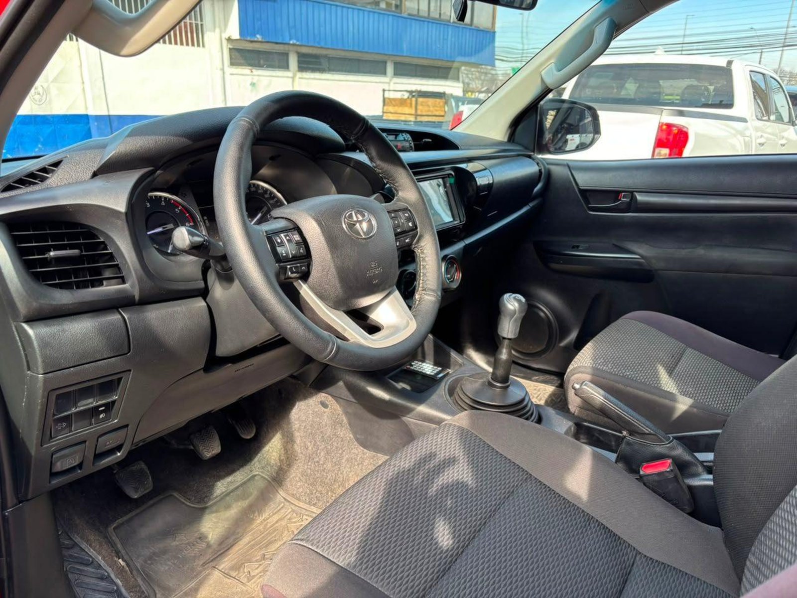 Toyota HILUX 2021 - Imagen 9 de 15
