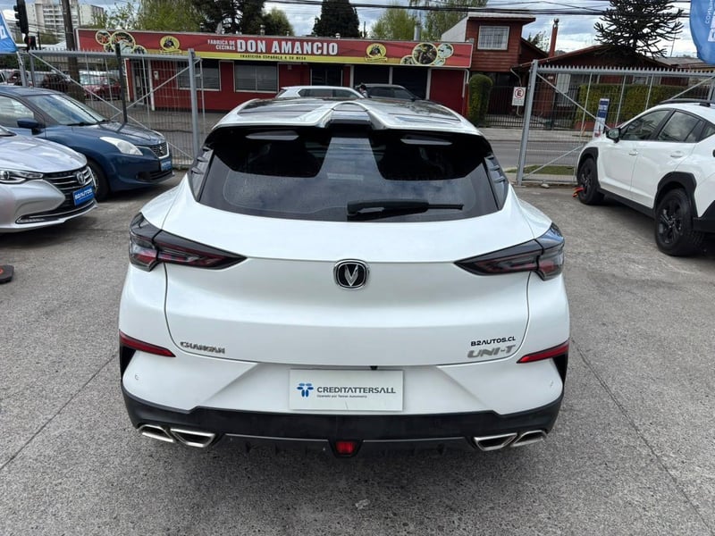 Changan UNI T TURBO 2025 - Imagen 6 de 19