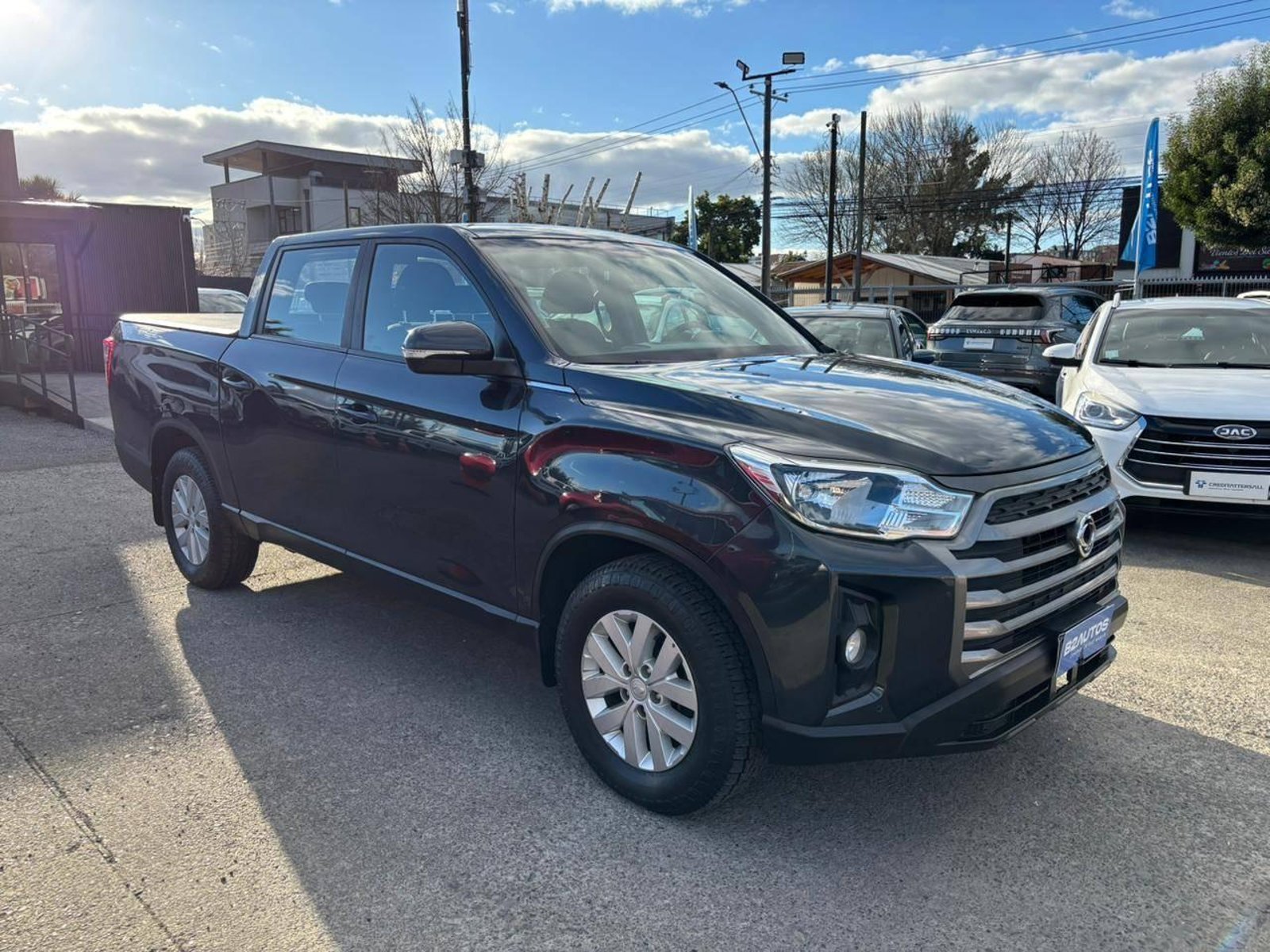 SsangYong GRAND MUSSO 2024 - Foto 2 de 16