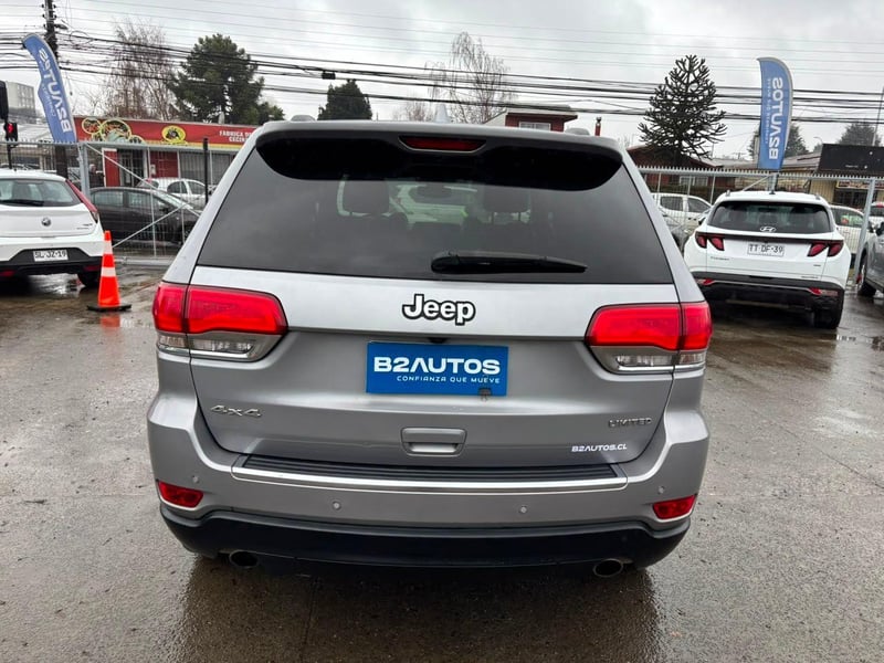 Jeep GRAND CHEROKEE LTD 2020 - Imagen 9 de 16