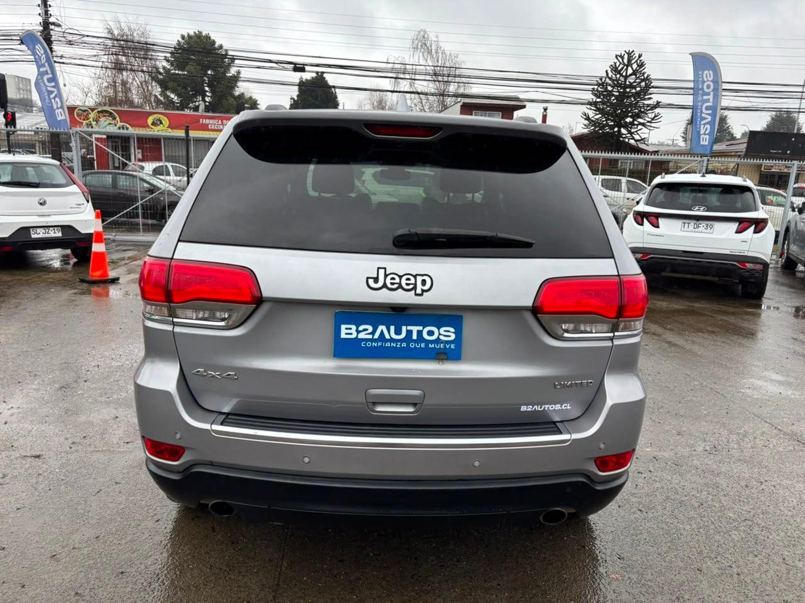Jeep GRAND CHEROKEE LTD 2020 - Imagen 9 de 16